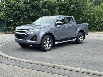 Neu Isuzu D-Max 163 PS (119 kW) 2025 Grau Pickup
