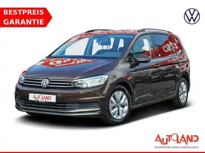 Gebraucht VW Touran Comfortline 116 PS (85 kW) 2016 Braun Van / Kleinbus