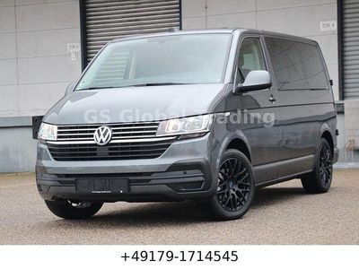 Grau Gebraucht 2021 VW Caravelle Comfortline Van / Kleinbus | 34.930 € (Guter Preis)