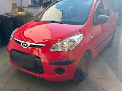 Gebraucht Hyundai i10 75 PS (55 kW) 2010 Rot Kleinwagen