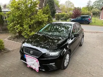 Gebraucht Seat Ibiza Reference 80 PS (58 kW) 2024 Schwarz Kleinwagen
