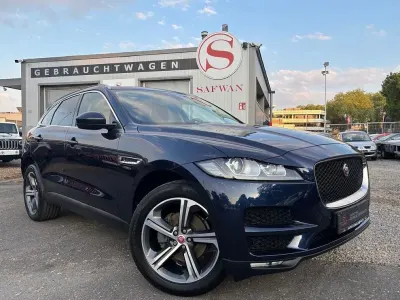 Używany Jaguar F-Pace Portfolio 179 KM (131 kW) 2018 Niebieski SUV