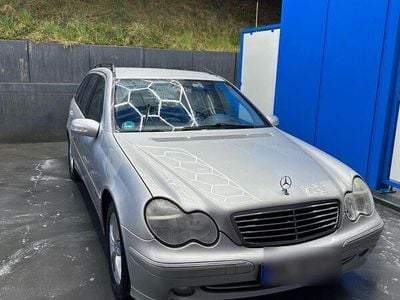 Mercedes C200