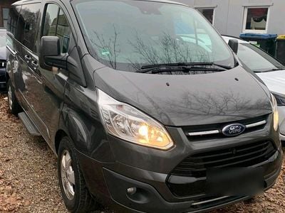 Gebraucht Ford Tourneo 131 PS (96 kW) 2017 Van / Kleinbus