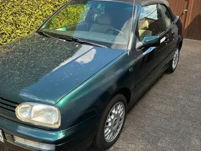 Gebraucht VW Golf Cabriolet Classicline 90 PS (66 kW) 1996 Grün Cabrio