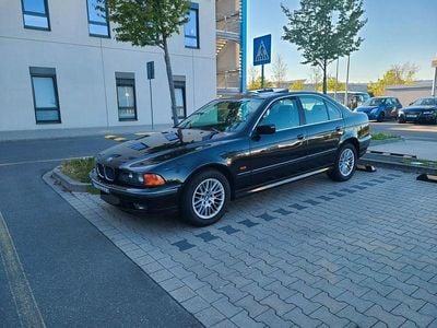 Second-hand BMW 520 Basis 150 CP (110 kW) 2000 Negru Berlinǎ