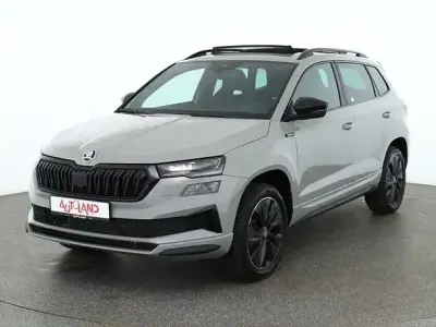Neu Skoda Karoq SportLine 150 PS (110 kW) 2026 Grau SUV