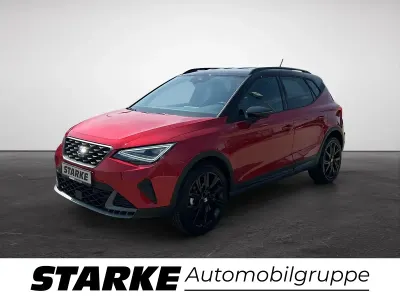 Neu Seat Arona Black Edition 116 PS (85 kW) 2025 Rot (desire rot/midnight schwarz me) SUV