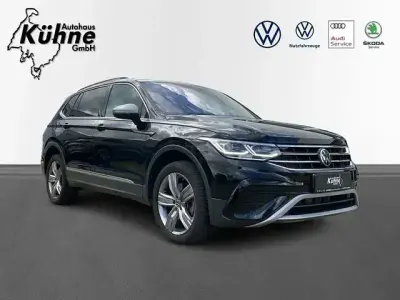 Gebraucht VW Tiguan Allspace Elegance 200 PS (147 kW) 2022 Schwarz SUV