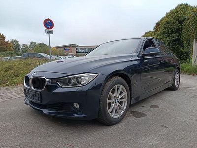 Gebraucht BMW 320 Performance 184 PS (135 kW) 2012 Blau Limousine
