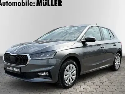 Nowe Skoda Fabia Essence 95 KM (69 kW) 2026 Szary Hatchback