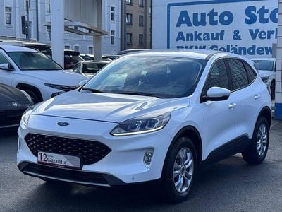 Second-hand Ford Kuga Cool & Connect 120 CP (88 kW) 2021 Alb SUV