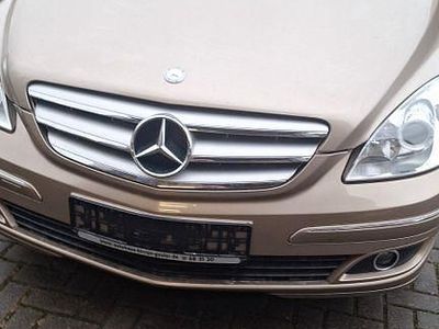Brugt Mercedes B200 136 HK (100 kW) 2007 Guld MPV