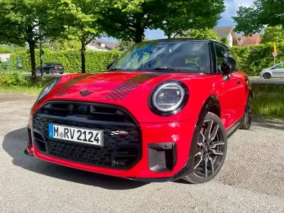 Gebraucht Mini John Cooper Works 204 PS (150 kW) 2024 Rot Kleinwagen