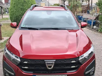 Gebraucht Dacia Sandero Stepway 101 PS (74 kW) 2022 Rot SUV