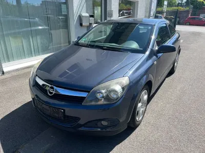 Gebraucht Opel Astra GTC Edition 116 PS (85 kW) 2007 Metro m2 Limousine