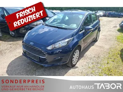 Gebraucht Ford Fiesta 82 PS (60 kW) 2013 Blazerblau Kleinwagen