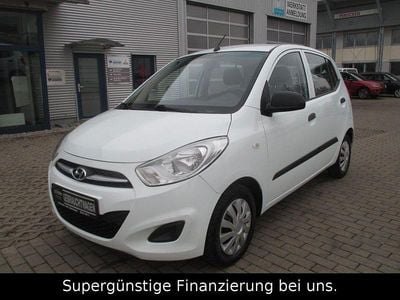 Gebraucht Hyundai i10 Edition 69 PS (50 kW) 2013 Weiß Kleinwagen