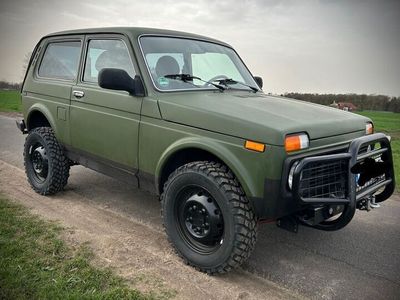 gebraucht Lada niva 4x4 / ideales Revierfahrzeug mit AHK und Seilwinde