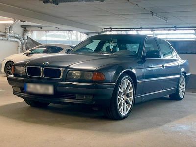 Usata BMW 728 192 CV (141 kW) 1996 Grigio Berlina