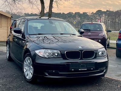 Gebraucht BMW 118 Advantage 143 PS (105 kW) 2011 Schwarz Kleinwagen