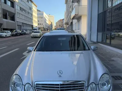 Brugt Mercedes E320 234 HK (172 kW) 2005 Sølv Sedan