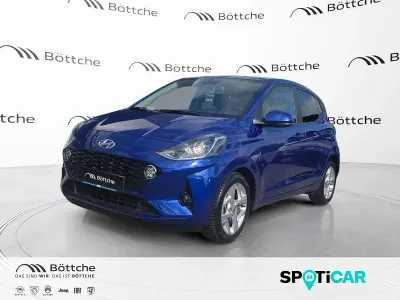 Gebraucht Hyundai i10 Prime 84 PS (61 kW) 2023 Intense blue / met Kleinwagen