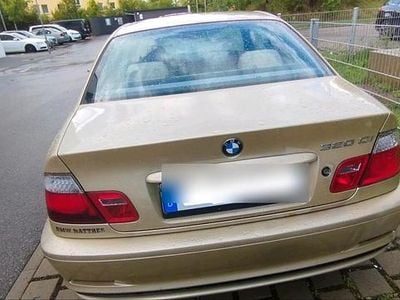 Gold Gebraucht 2001 BMW 320 Coupé | 1.500 € (Superpreis)