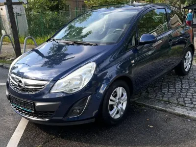 Brugt Opel Corsa Selection 87 HK (63 kW) 2011 Blå Hatchback