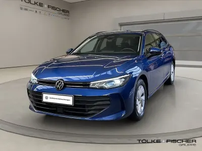 Usata VW Passat Basis 150 CV (110 kW) 2025 Blu Station wagon