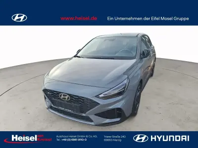 Neu Hyundai i30 N Line 140 PS (102 kW) 2025 Grau Limousine