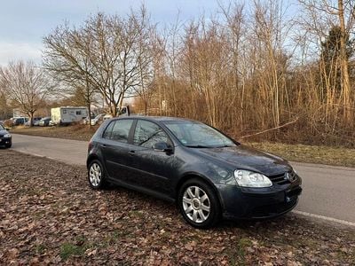 Gebraucht VW Golf V 115 PS (84 kW) 2004 Blau Kleinwagen
