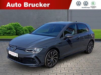 Usata VW Golf VIII R-line 150 CV (110 kW) 2024 Grigio Berlina