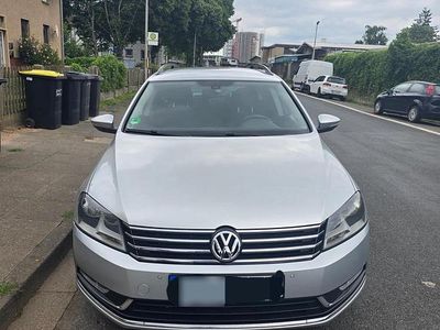 Gebraucht VW Passat 122 PS (89 kW) 2011 Silber Kombi