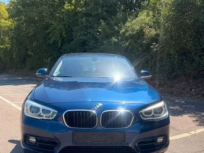 Gebraucht BMW 120 Sport Line 190 PS (139 kW) 2016 Blau Kleinwagen