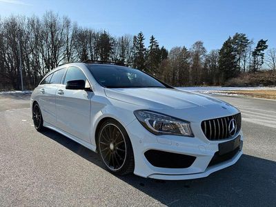 Weiß Gebraucht 2015 Mercedes CLA220 Shooting Brake AMG Kombi | 16.490 € (Fairer Preis)
