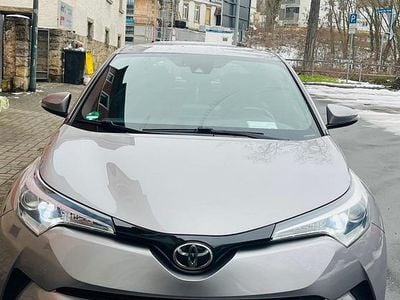 Gebraucht Toyota C-HR 116 PS (85 kW) 2017 Gold SUV