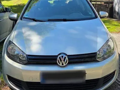 Gebraucht VW Golf VI Trendline 80 PS (58 kW) 2009 Silber Kleinwagen