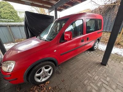 Gebraucht Opel Combo 71 PS (52 kW) 2005 Rot Van / Kleinbus