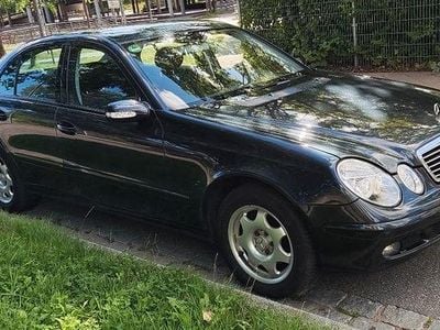Mercedes E280