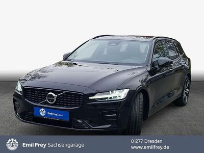 Gebraucht Volvo V60 Plus 197 PS (144 kW) 2025 Schwarz Kombi