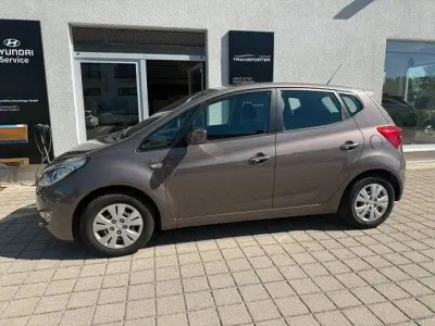 Gebraucht Hyundai ix20 Comfort 125 PS (91 kW) 2013 Braun Kleinwagen