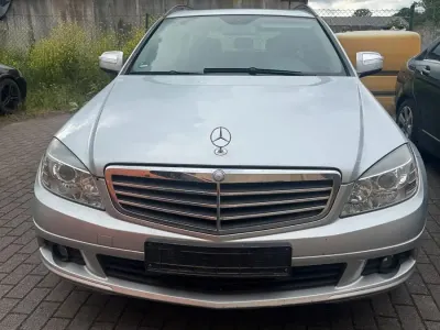 Gebraucht Mercedes C220 170 PS (125 kW) 2008 Silber Limousine