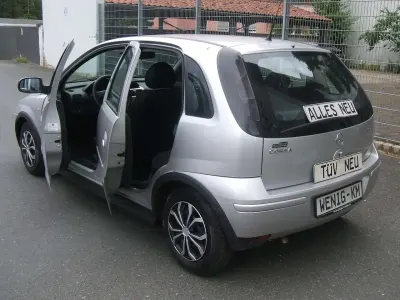 Gebraucht Opel Corsa Elegance 80 PS (58 kW) 2004 Grau Kleinwagen
