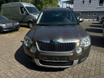 Gebraucht Skoda Yeti Plus Edition 105 PS (77 kW) 2012 Braun SUV
