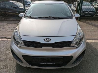 Gebraucht Kia Rio Edition 7 75 PS (55 kW) 2012 Silber Limousine