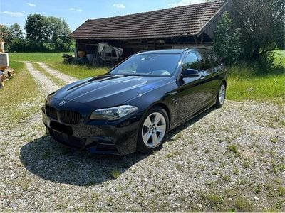 Gebraucht BMW 530 M Performance 300 PS (220 kW) 2014 Blau Kombi