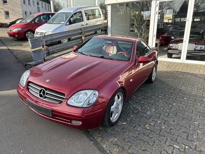Gebraucht Mercedes SLK230 193 PS (141 kW) 1999 Rot Cabrio