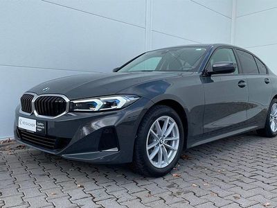 Gebraucht BMW 318 Comfort Edition 150 PS (110 kW) 2025 Bmw individual dravitgrau metal