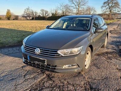 Używany VW Passat Comfortline 150 KM (110 kW) 2016 Szary Kombi